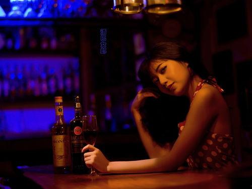 酒吧女郎跳舞视频